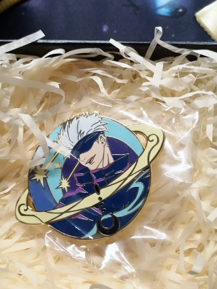 COSJK Anime Jujutsu Kaisen Gojo Satoru Metal Chain Badge Button Brooch Pins Collection Fashion Medal Pendant Souvenir Toy Cosplay Gift -Zentai shop online Hc1fa89bd2db44c1faf1531ce4ba606adt
