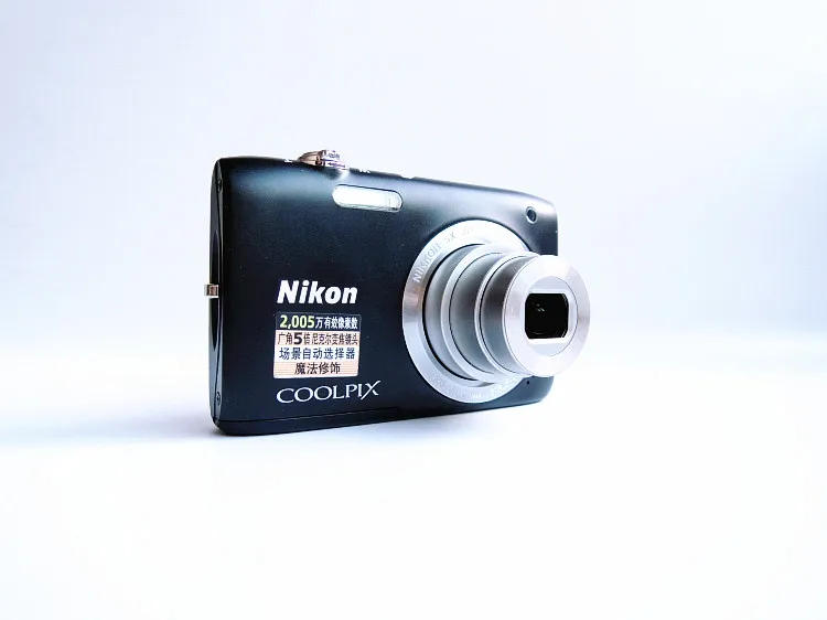 Используется цифровая камера Nikon Coolpix S2800 CCD с 5-кратным оптическим зумом
