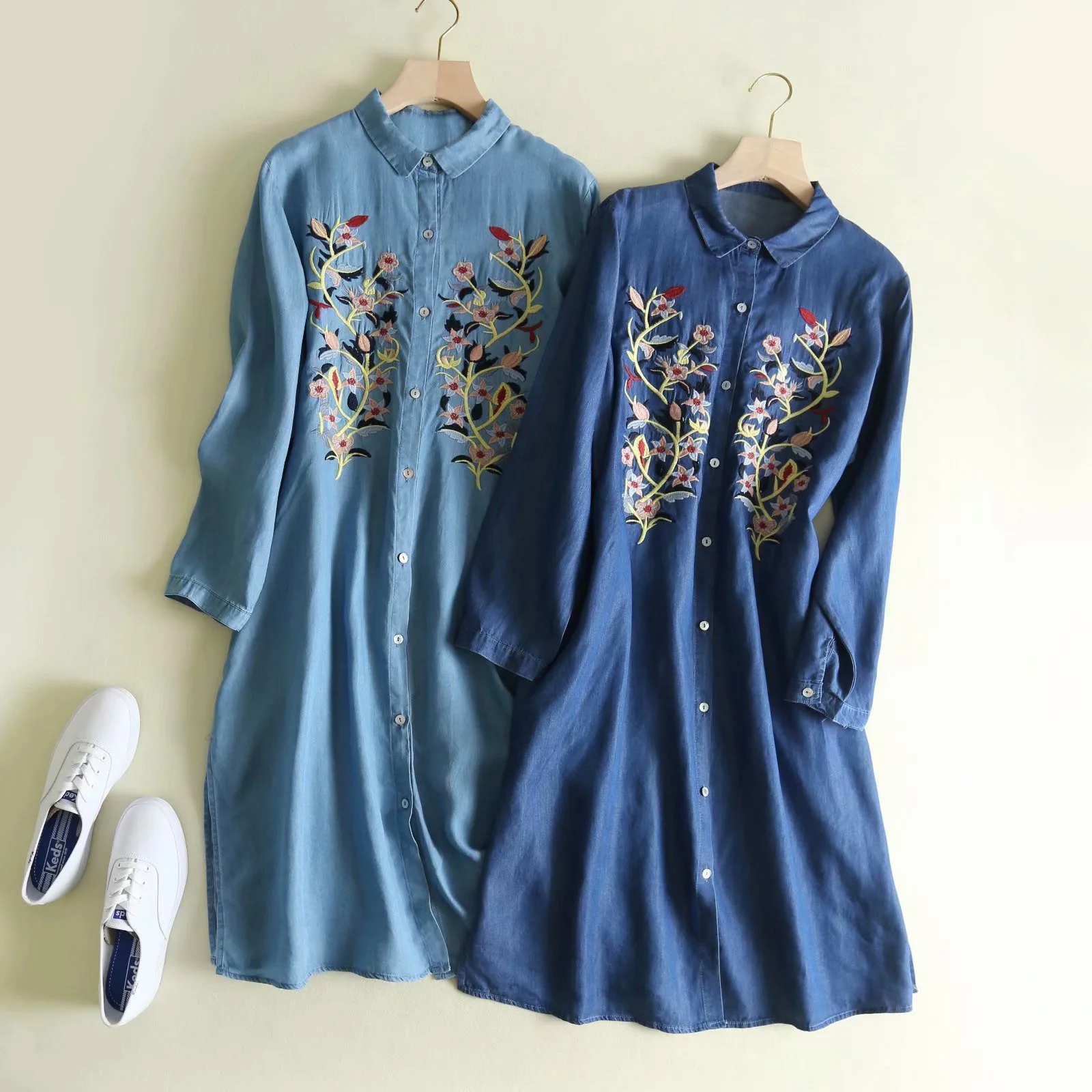 

Western Style Women's Dress 2019 Summer New Style Fold-down Collar Symmetric Embroidered Long Sleeve Computer Cable Lock