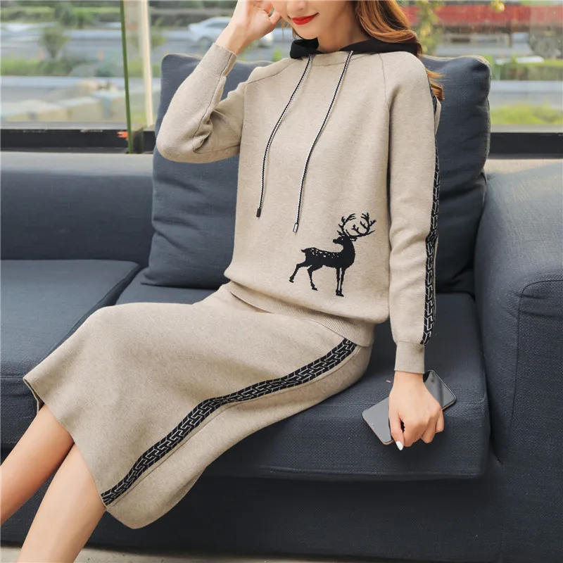 9399 new autumn fawn hat knitted suit, floor 88-2, row 11, east 2 shelf