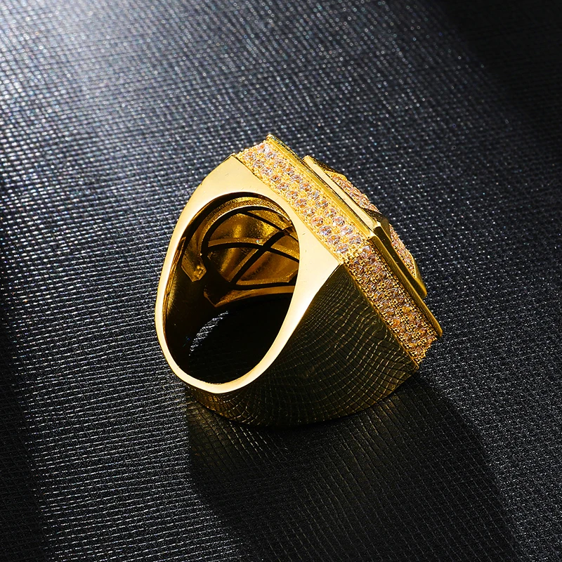Хип хоп Полный украшения CZ Iced Out Bling популярный Tready квадратный медь циркон кольцо для мужчин женщин ювелирные изделия золото серебро