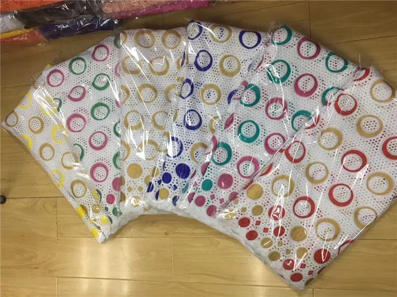 Белая ткань из Дубая дизайн нигерийское Африканское сухое кружево ткань мягкая кожа швейцарская вуаль кружева в швейцарском Дубае кружева для свадебного платья