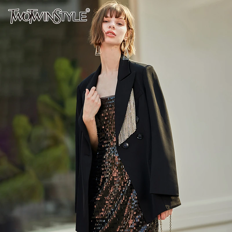 Женский ассиметричный костюм TWOTWINSTYLE Повседневный с алмазными кисточками и