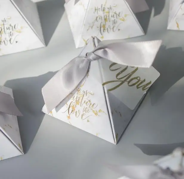 

120pcs Triangular Pyramid Marble style Candy Box with gold / silver grey ribbon Wedding Favors Party Supplies for you Gift Box