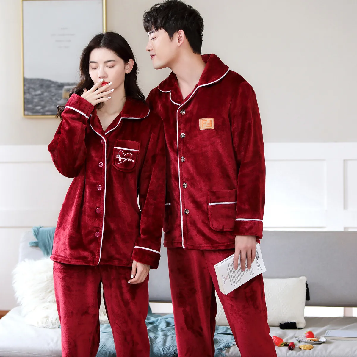 Autumn Winter Coral Velvet Couple Pajamas Set V-Neck Plus Size Home Service Suit Casual Women Flannel White Sleepwear Nightwear silk pajamas