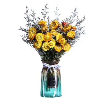 

Retro metal bucket with pure hand-flowers lover grass set of dried flowers stalks chrysanthemum living room decoration real flow