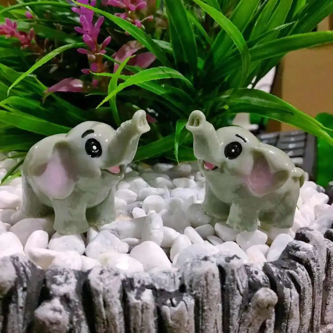 Resin Craft Flower Pot  Micro Landscape Decoration Miniature Multicolor Signpost Horse Cow Deer Lion Elephant Decor 1Piece