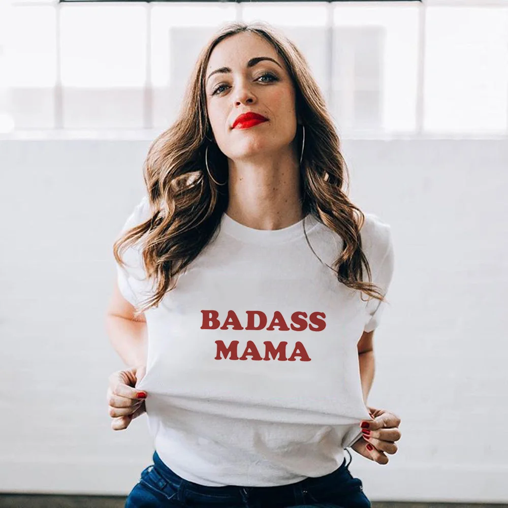 Женская забавная белая футболка с буквенным принтом Badass Mama уличная одежда