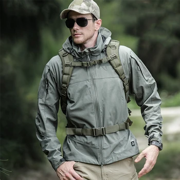 

Spring Autumn Men Jackets Outdoor Waterproof Softshell Hiking Jackets Military Tactical Coats Hooded Windbreaker Male Outwear