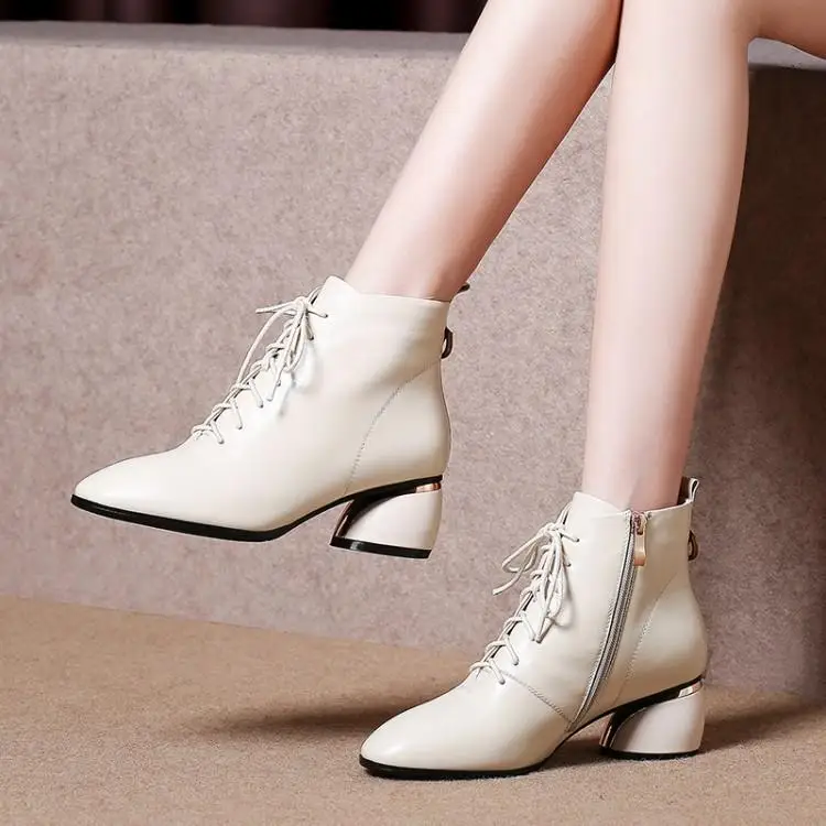 

Female single leather boots boots thick with short boots with round head Martin boots head layer cowhide