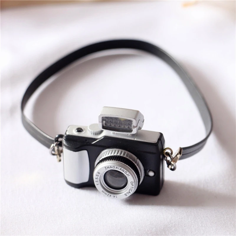 

Newborn Photography Props Doll Mini Camera 1/12 Dollhouse Miniature Vintage Retro Camera Toy Babies Accessories