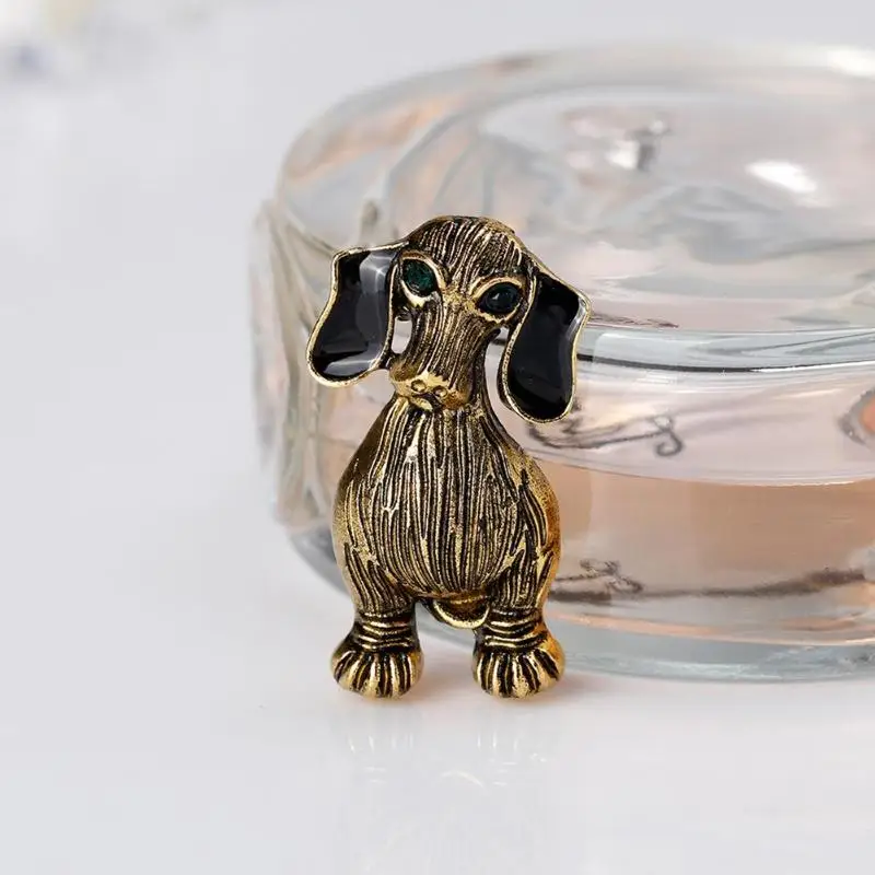 

Cute Dog Animal Badges Clothes Sweater Pin Brooch Lapel Jacket Accessories Backpack Decoration Party Gifts Birthday Presents