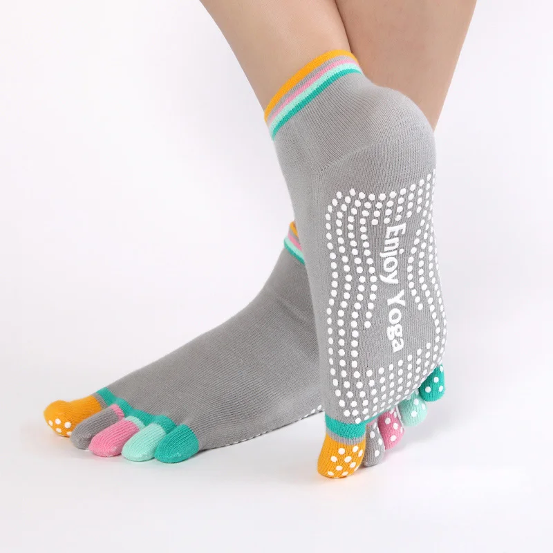 Женские спортивные цветные носки для йоги, популярные хлопковые носки для тренировок, фиолетовые Нескользящие Дышащие носки для фитнеса, носки для пилатеса, радужные - Цвет: Серебристый