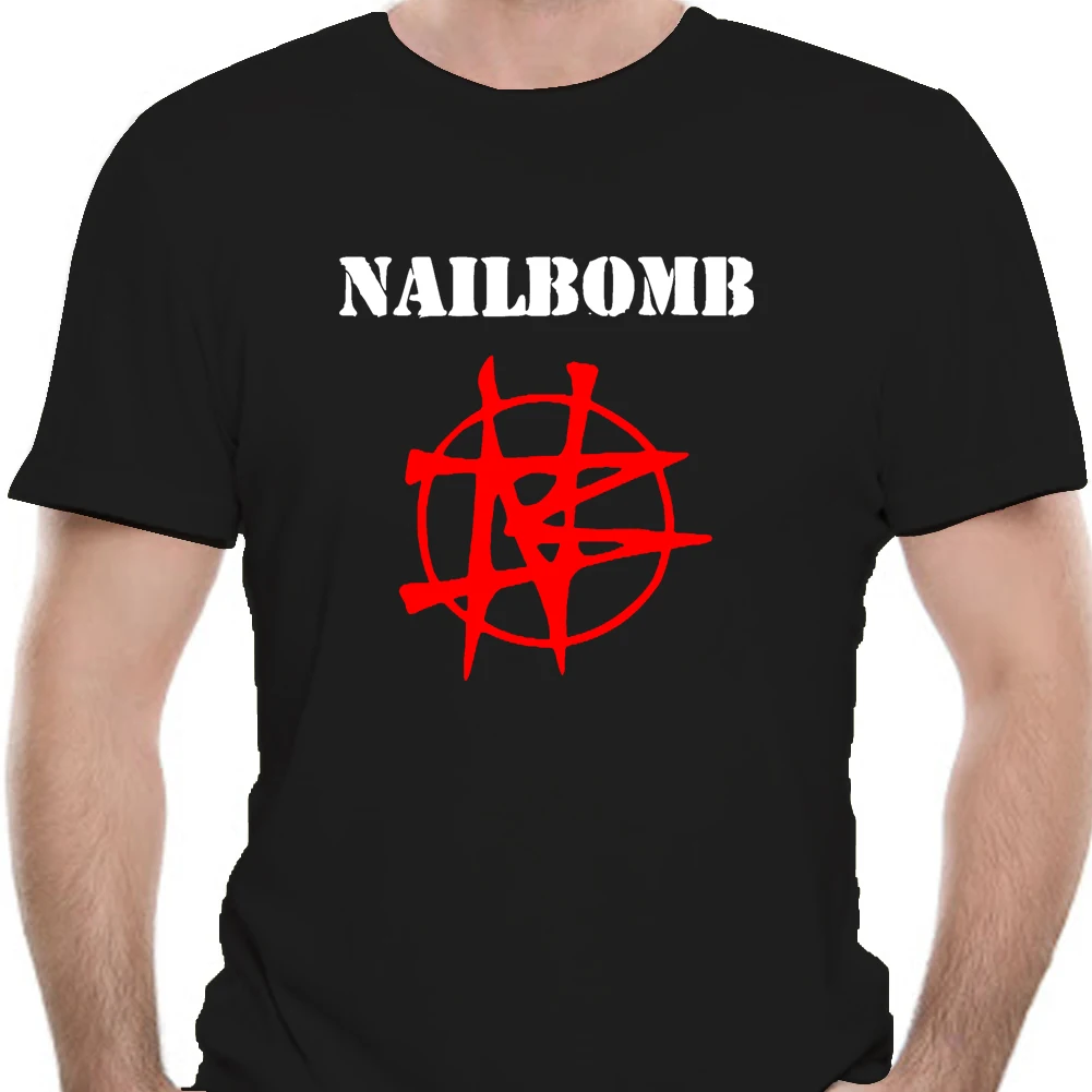 Новинка черная футболка NAILBOMB с внешним выделением металлическая кавалера 100%