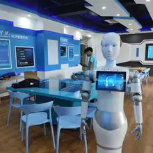 Студенты университета программы проектом вещи робот-гуманоид распознавания лица приема робот голосовой модуль гид-робот