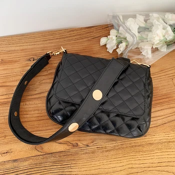 

2019 new style small fragrance fashion women's bag wide shoulder belt Single Shoulder Messenger women's bag fashion Lingge bag w