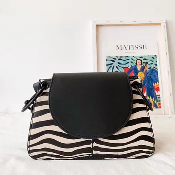 

2020 New Female Bag Lipstick Bag Large Crocodile Pattern Clamshell Shoulder Messenger Chain Female Bag