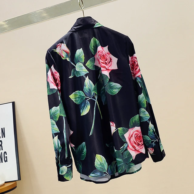 Blusa Estampada com Rosas