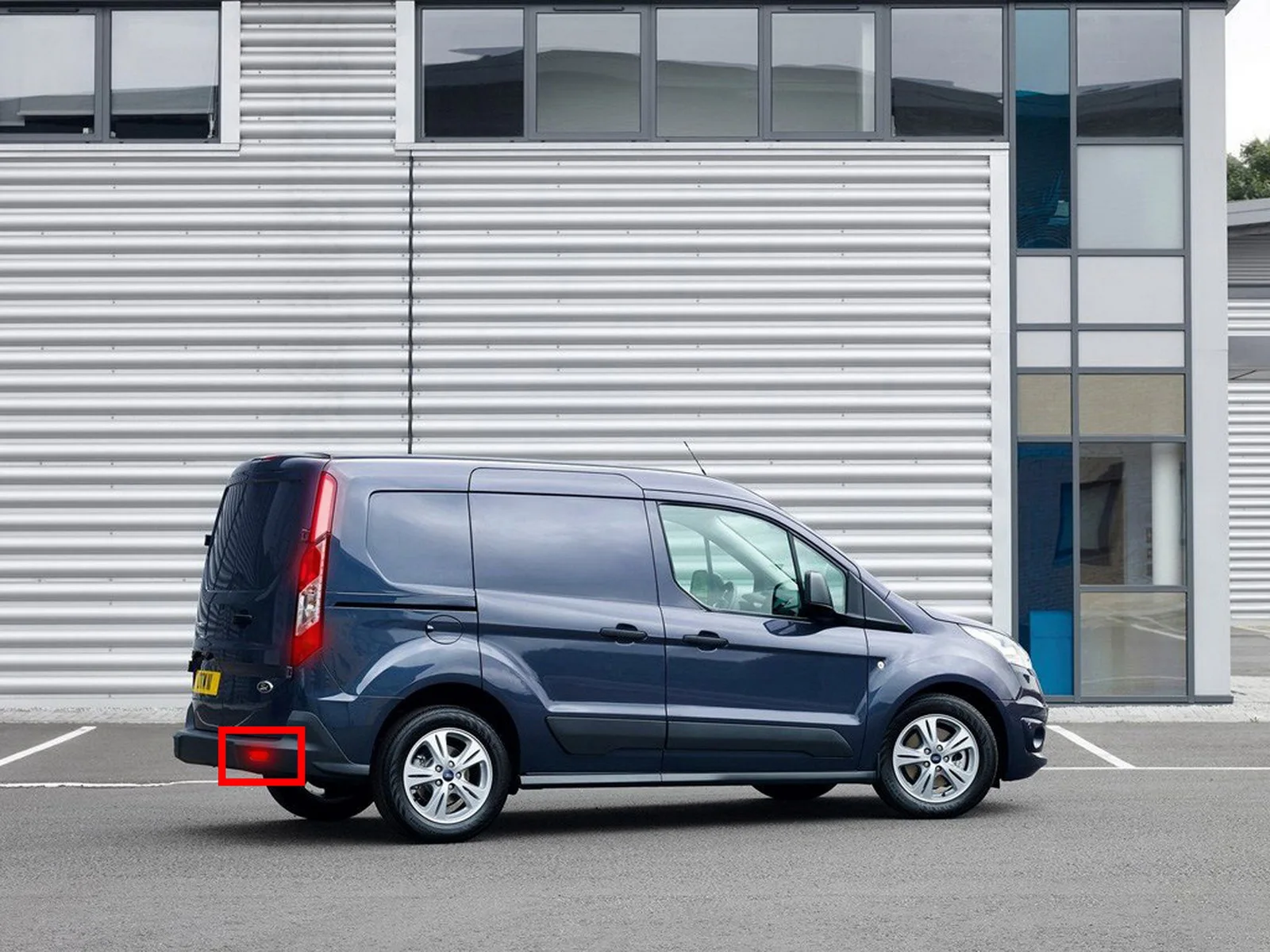 2x красный 24 светодиодный светильник-отражатель заднего бампера для Ford Transit Van Custom Connect 2013