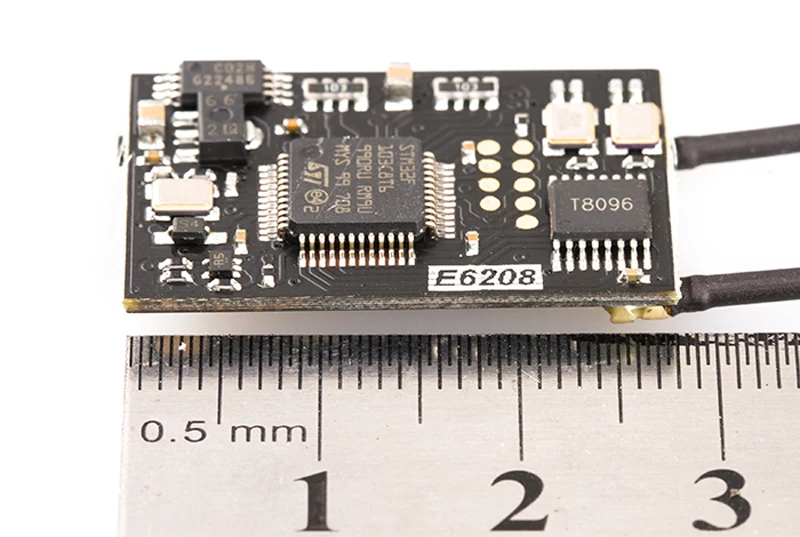 

Hot 4.8-8.4V 2.4G Receiver SBUS Output Receiving Module Compatible w/ Futaba Fasst For FPV RC Drone Transmission DIY Accessories
