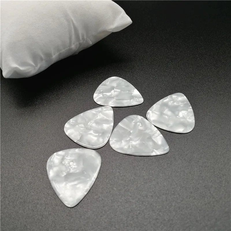

Drop Shipping Blank Pearl white Guitar Picks Plain Guitar picks Plectrum 200pcs/pack