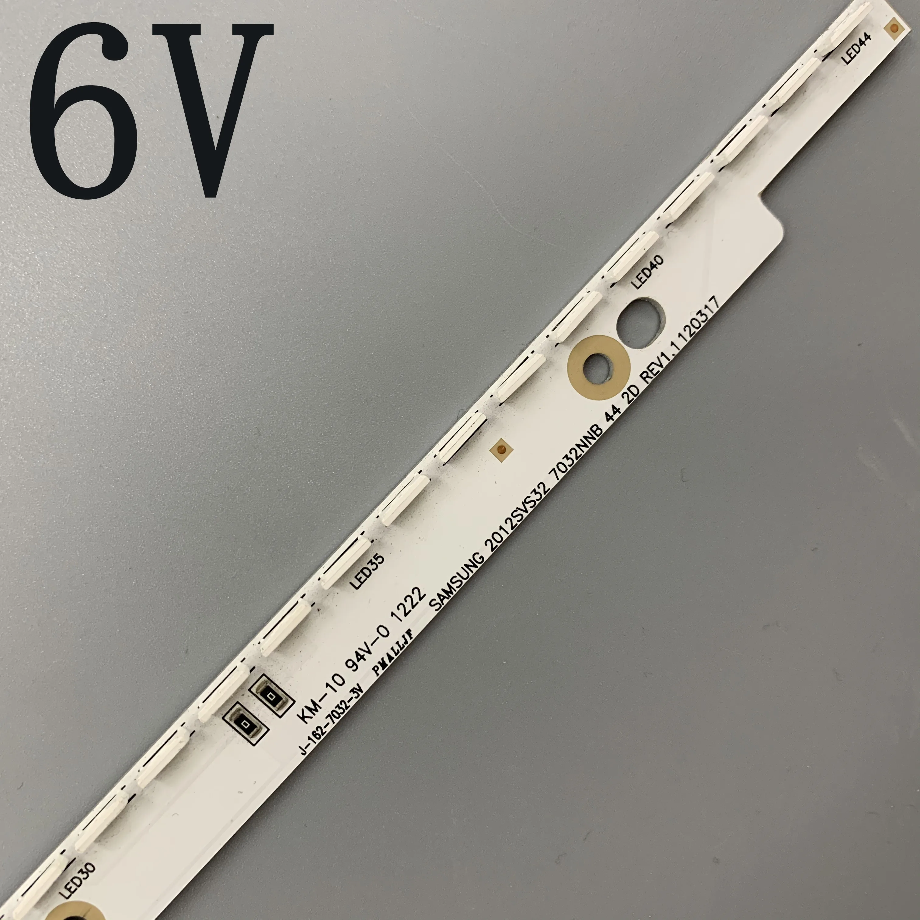 44LED*6V New LED Strip 2012SVS32 7032NNB 44 2D REV1.0 For Samsung V1GE-320SM0-R1 UA32ES5500 UE32ES6100 UE32ES5530W |