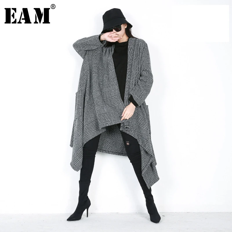

[EAM] Loose Fit Plaid Pocket Irregular Oversize Jacket New Lapel Long Sleeve Women Coat Fashion Tide Autumn Winter 2019 1D077