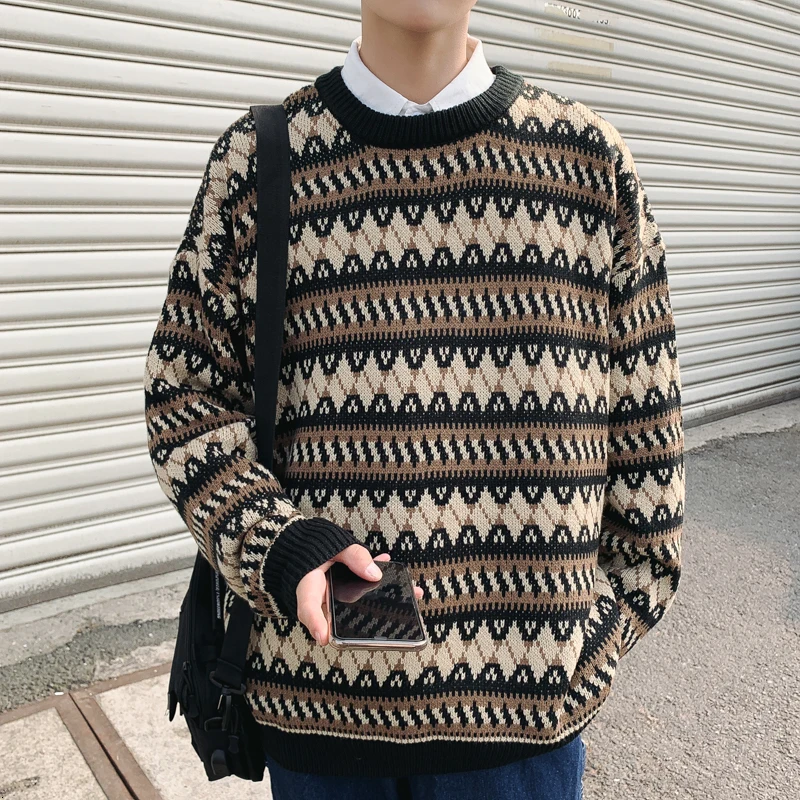 UYUK2109 Autumn And Winter New Pattern Stitching Round Neck Temperament Creative Fashion Loose Men's Thick Sweater Clothes