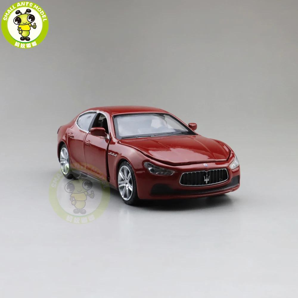 1/32 Maserati Ghibli литая под давлением Модель автомобиля игрушки для детей мальчиков и девочек Подарки звуковое освещение Вытяните назад