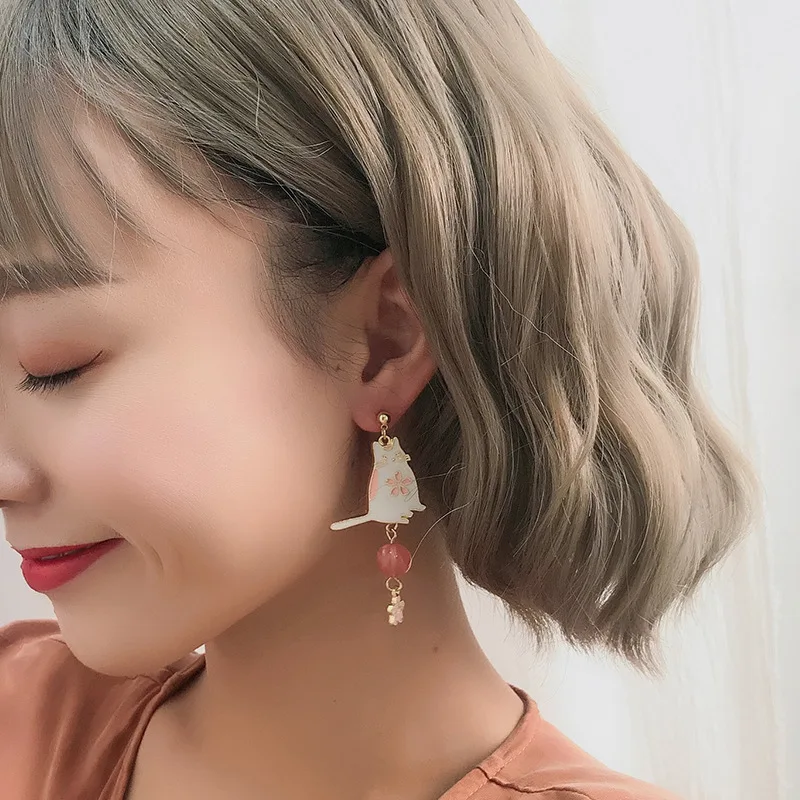 Asymmetrical Imitation Pearls Pink Skura Flower Earrings Fan Funny Cute Cat Clip on Earrings Without No Piercing for Women Girl