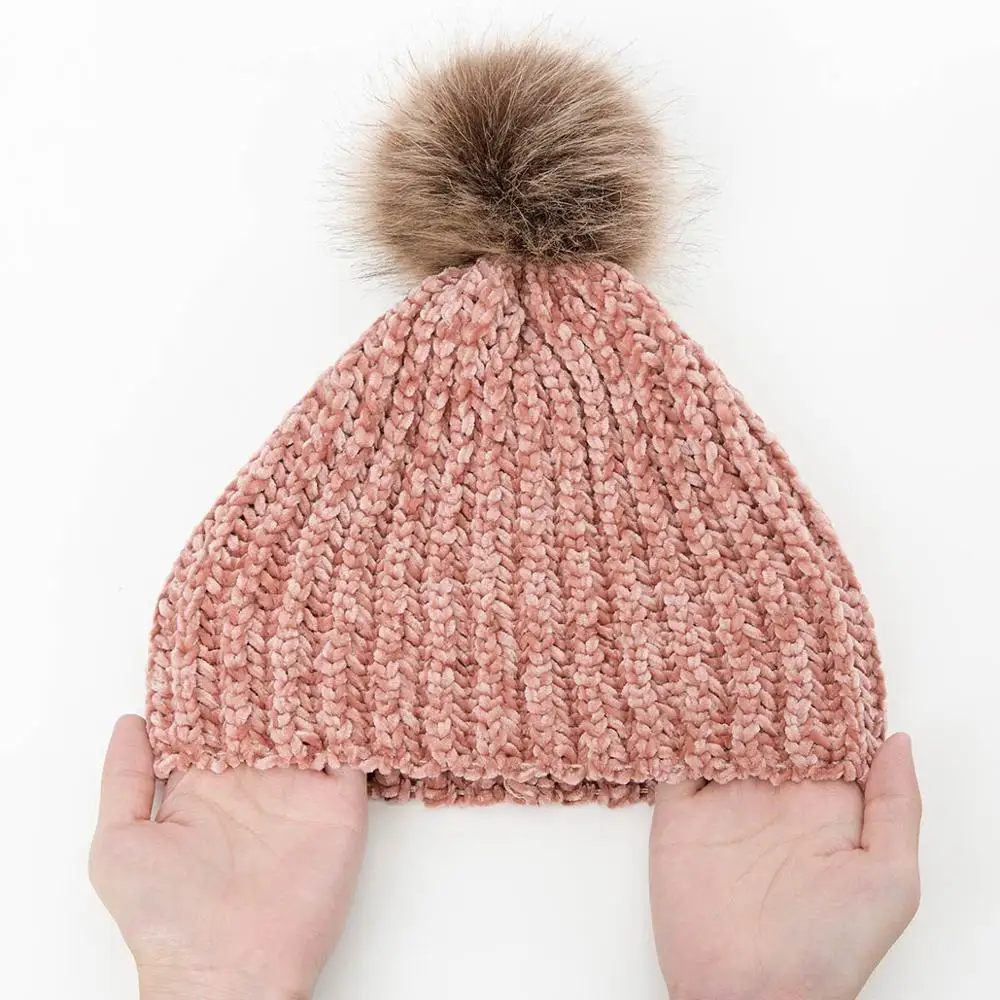 Новинка, женская зимняя шапка, вязаная теплая шапка, мягкая Толстая шапка для женщин, Повседневная модная шапка с помпоном, аксессуары для одежды