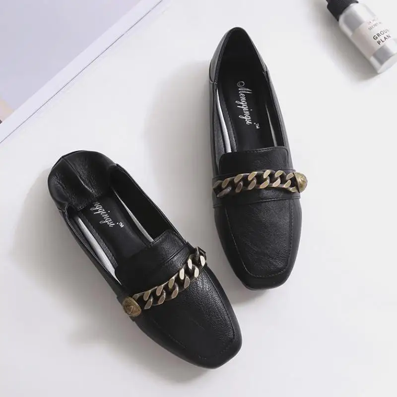 35~43 Women Moccasins Metal Chain Flats Square Toe Soft Leather Single Shoes Comfortable Slip On Loafers Large Size Flat Shoes - Цвет: Черный