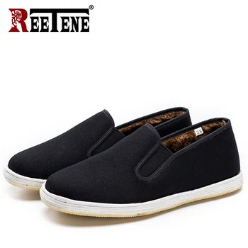 

REETENE New Fisherman Snow Shoes Winter Slip-On Men Shoes Light Comfortable Casual Loafers Cotton Cloth Shoes Large Size 36-48