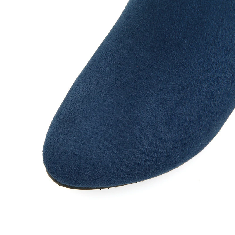 3684173275_1639432915