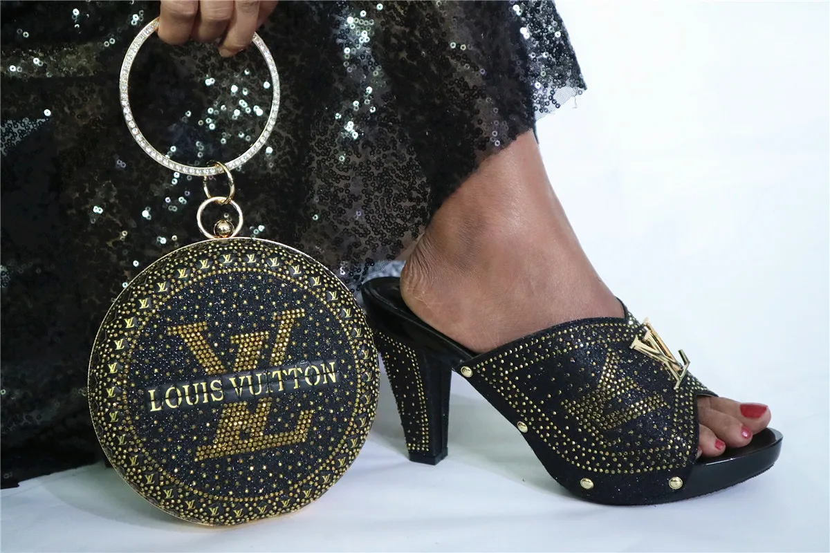 

Designer Shoes In Genuine Leather Real Leather High quality Italian Designs With Box