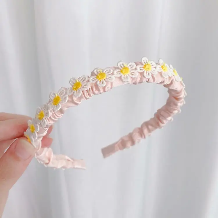 Boho Chic Candy Daisy Girls Hair Bands Women Solid Embroidery Flower Headbands Kids Chrysanthemum Headwear Hair Accessories star hair clips Hair Accessories