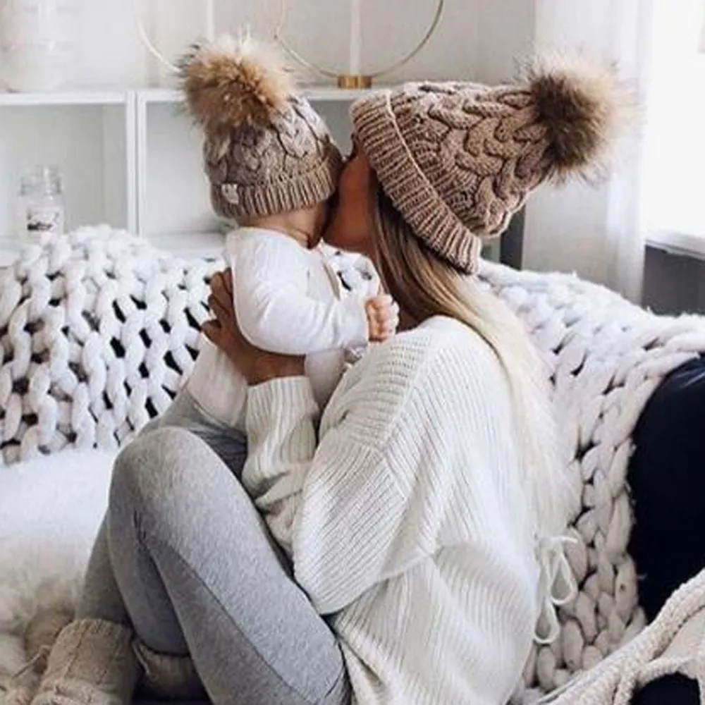 Stylish Bar 2PCS Winter Woolen Caps Set MoM+Baby Knitten Pom Bobble Hat Kids Girls Boys Warm Beanie Hats Family Matching Outfits