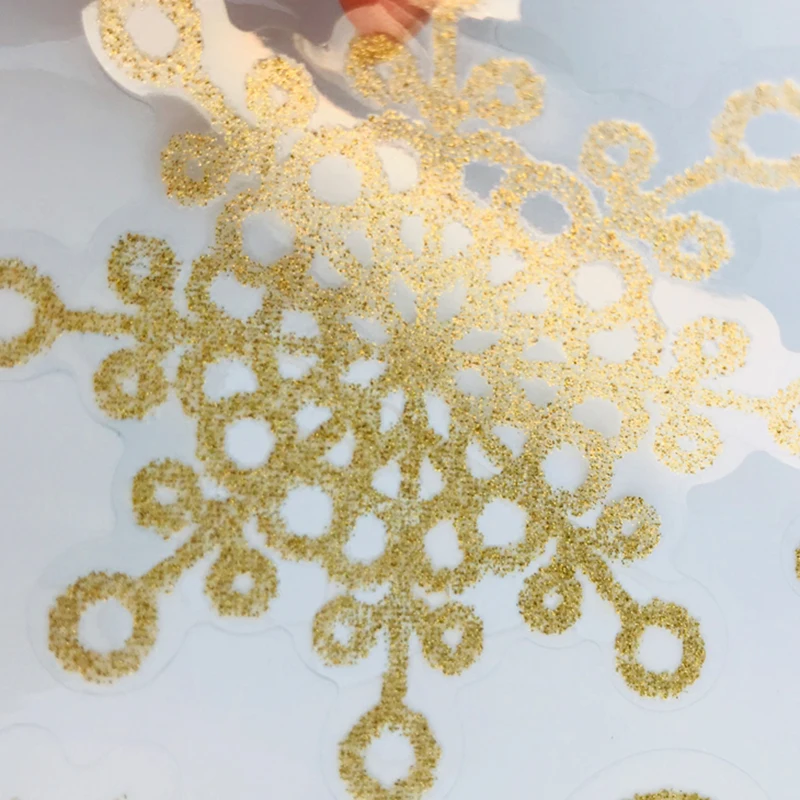 Merry Christmas Золотые Серебряные Снежинки наклейки на окно плакаты переклеивающиеся Декоративные DIY настенные стикеры s стеклянные украшения обои