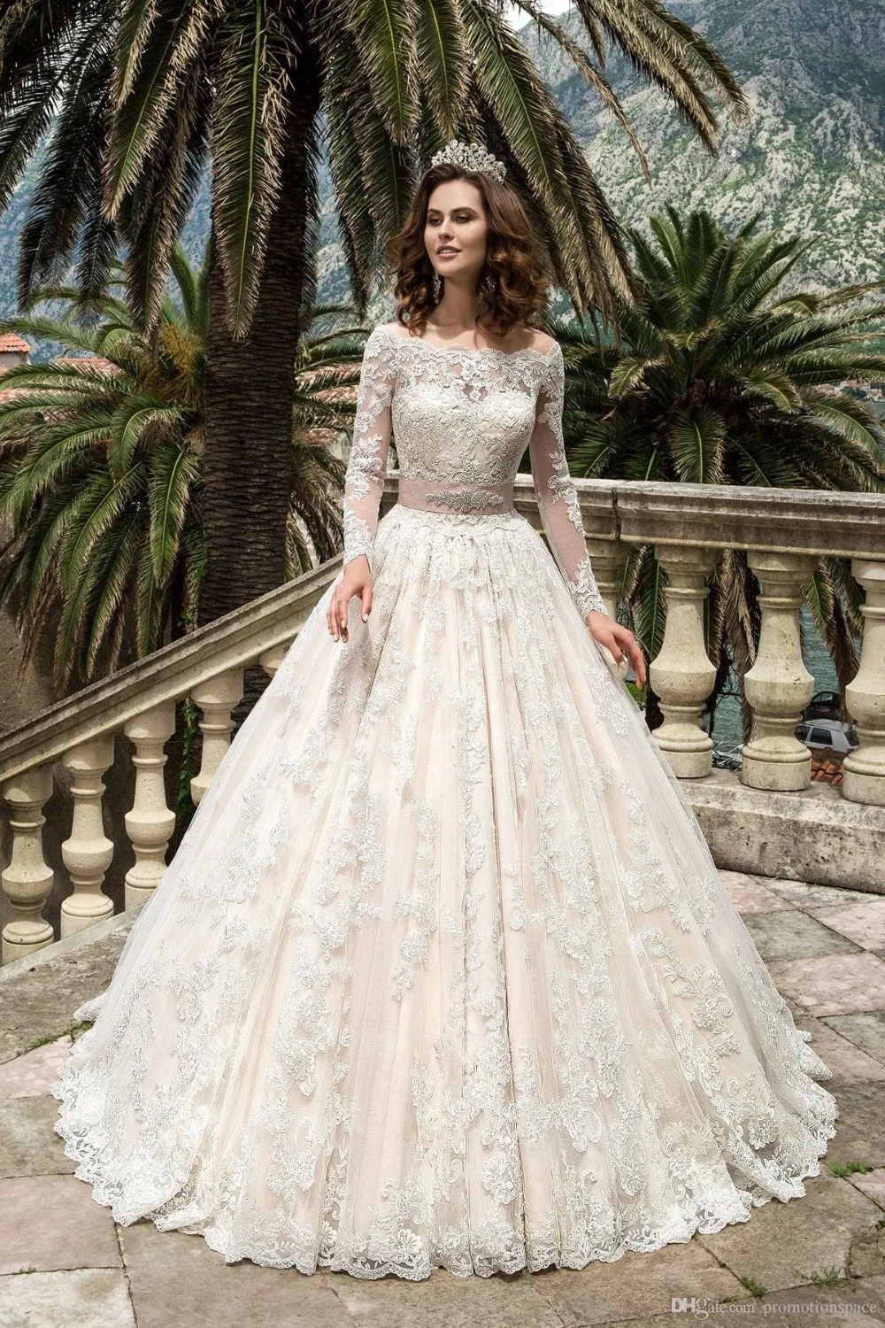 2020 Prachtige Volledige Mouwen Kant Bruidsjurken Vestidos De Noiva Pricess Baljurk Custom Vintage Bruidsjurk Trouwjurk 2020 Prachtige Volledige Mouwen Kant Bruidsjurken Vestidos De Noiva Pricess Baljurk Custom Vintage Bruidsjurk Trouwjurk