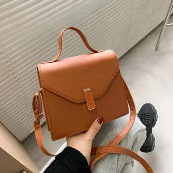 

Soft PU Leather Tote Bags For Women 2020 New Designer Solid Color Small Shoulder Bags Chain Lock Small Square Bag sac a main