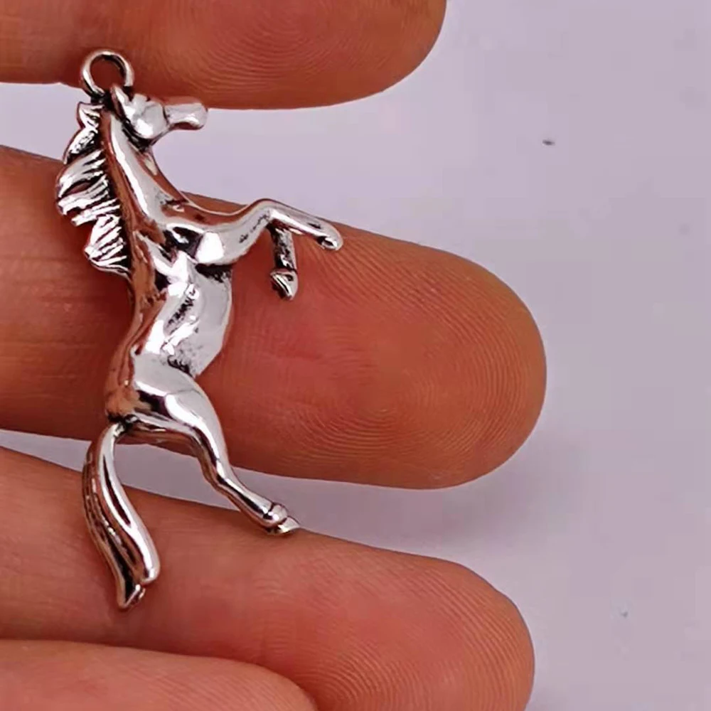 hzew 5 pcs new 3D horse pendant charm for women man Accessories