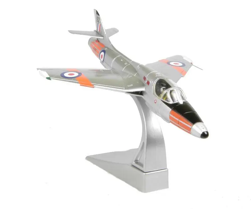 Корги Hawker Hunter T7 1/72 литья под давлением модель самолета