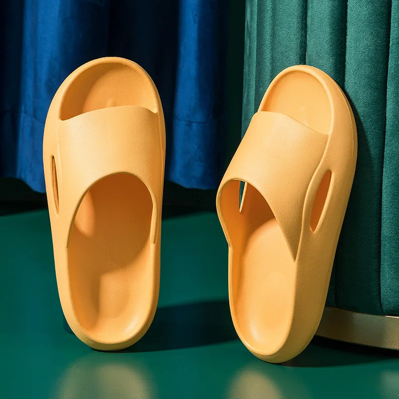 

Ladies New Slippers, Summer Slippers, Soft Bottom Thickened Indoor and Outdoor Slippers, Bath Slippers, Non-slip