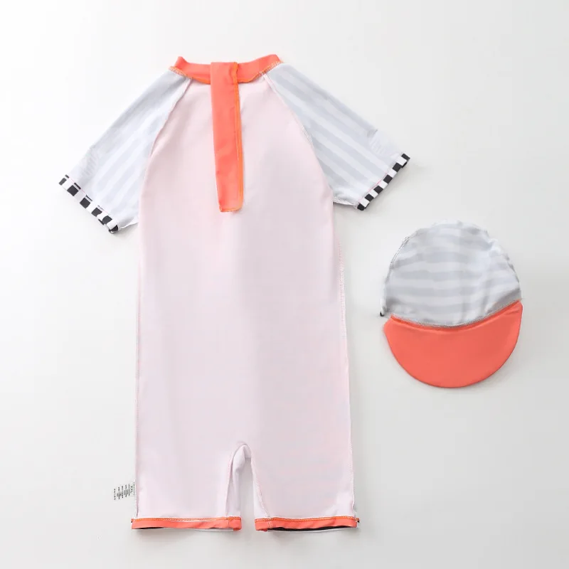 13885092494_1948424441