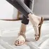 beige Модные женские шлепанцы на плоской подошве; модные Молодежные сандалии с открытым носком; пляжная обувь, украшенная жемчугом - Цвет: beige