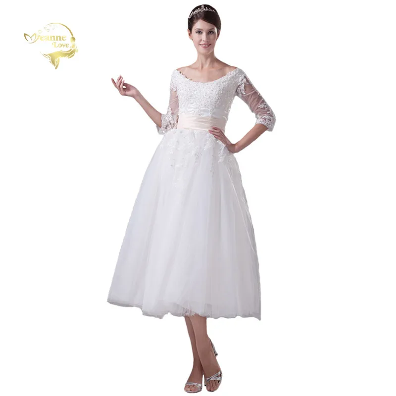 Короткое свадебное платье с а силуэтом кружевными рукавами и бисером|robe de mariage|a