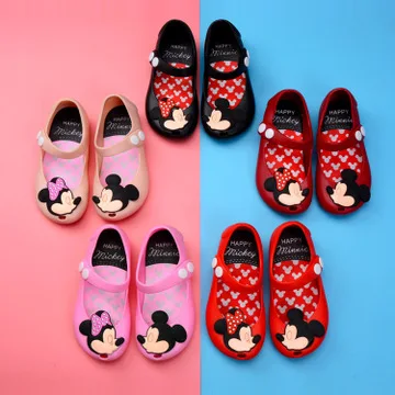 Новинка года; летняя модная мягкая прозрачная обувь для девочек; милые сандалии из ПВХ с рисунком Минни и бабочки; детская обувь для сада
