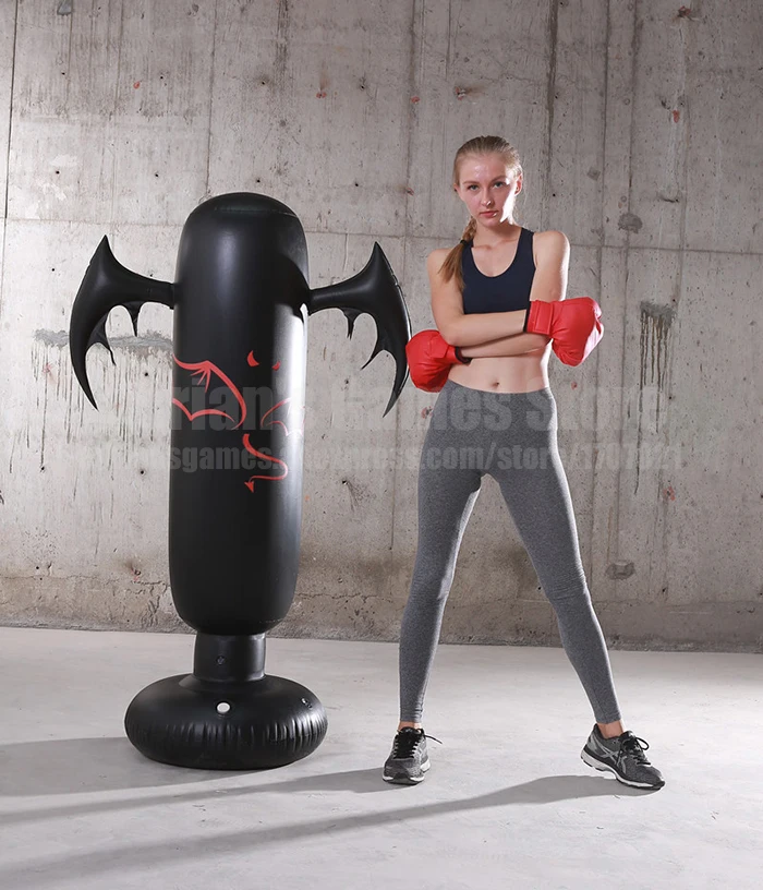 12095872451_1786851368