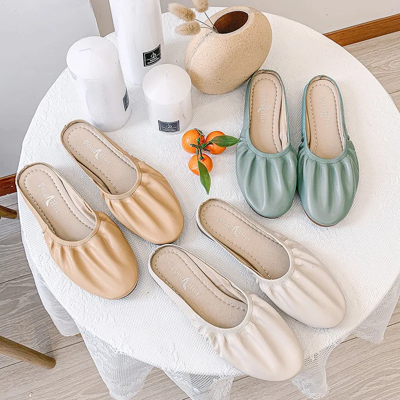 

Shallow Rubber Slippers Shoes Woman 2019 Luxury Slides Cover Toe Designer New Flat Soft Basic Fashion PU Cover Toe Shoes