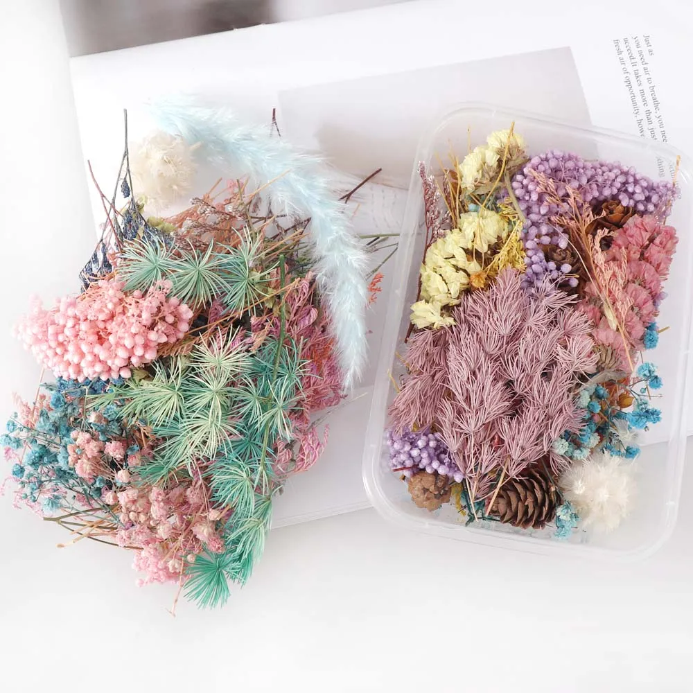 

Random 1 Box Real Nail Dried Flowers Leaf Nail Art Decor DIY Tips Dyeing Flowers Nail Stickers For Aromatherapy Candle